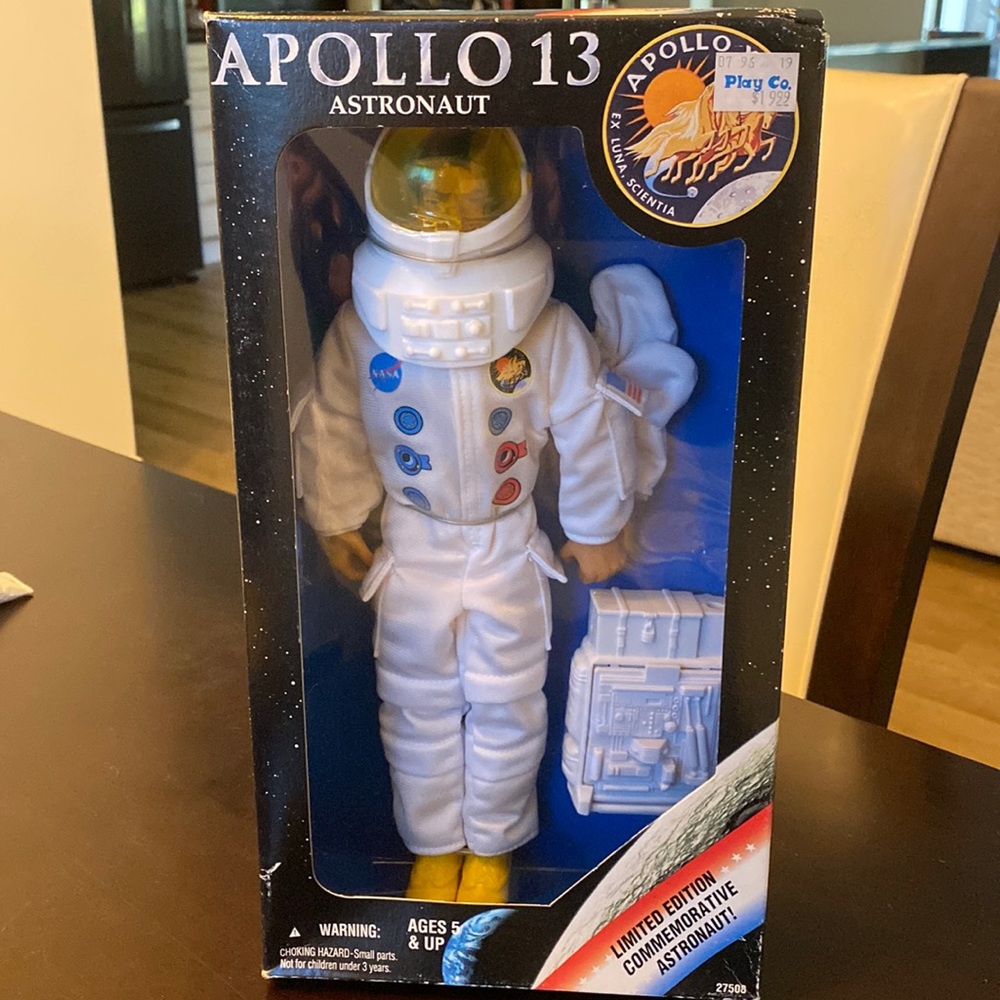 NWT 1995 Vintage Apollo 13 Astronaut Figure by Kenner Limited Edition